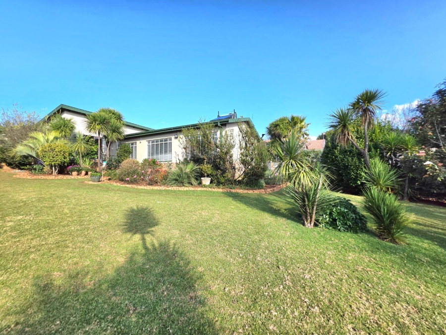 5 Bedroom Property for Sale in Panorama Free State